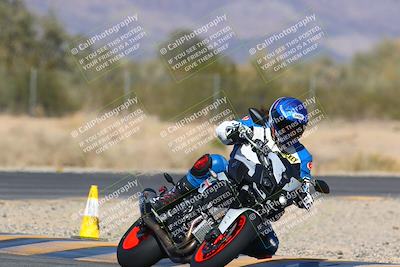 media/Jan-14-2024-SoCal Trackdays (Sun) [[2e55ec21a6]]/Turn 6 (125pm)/